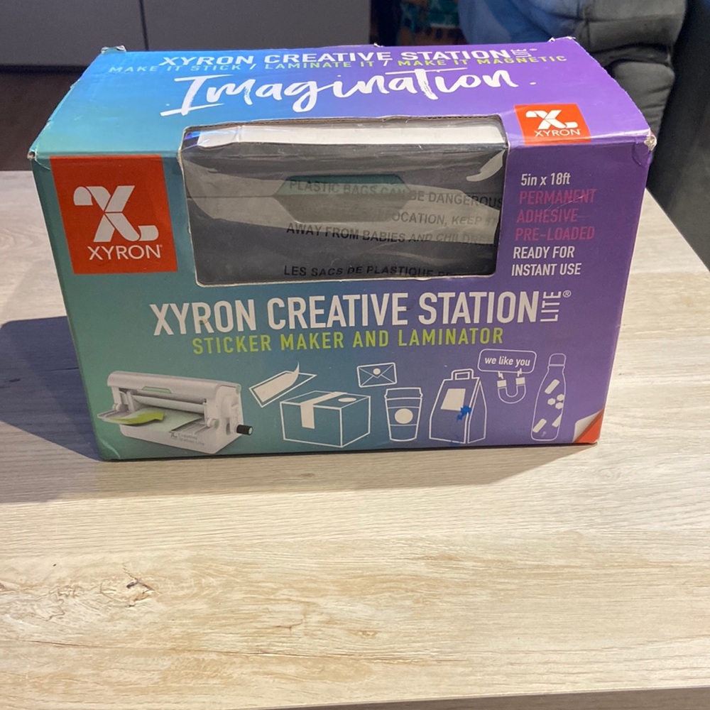 Xyron creative Station Lite